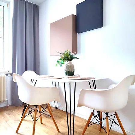 'bright 29' Schoene, Ruhige Innenstadtlage In Bielefeld, 400 M Bis Klinikum Mitte, Smart Tv, Wlan * Bielefeld